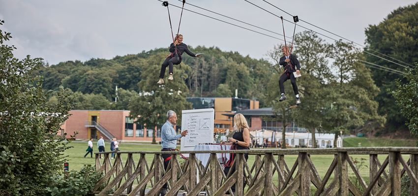 12217 Meeting Vejle 011